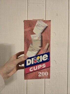 1993 Vintage Pink Floral 200 Count Dixie Paper Cups
